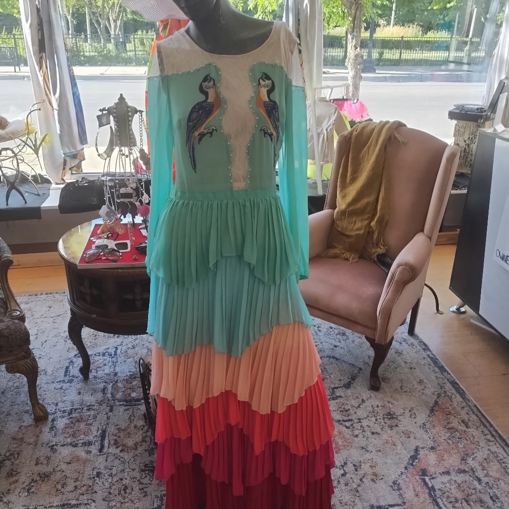 Dress - Picture 2 of 3